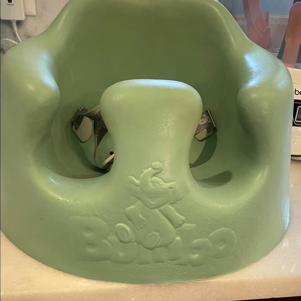Bumbo Baby Seat in Green